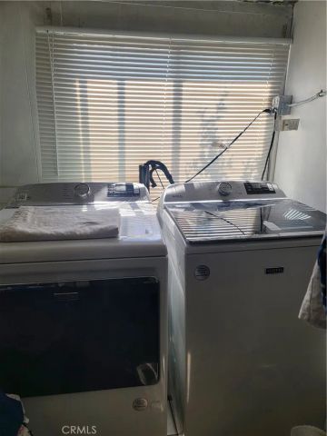 15325 Orange B-29, Paramount, CA 90723
