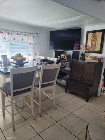 15325 Orange B-29, Paramount, CA 90723
