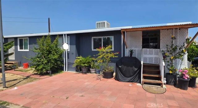 15325 Orange B-29, Paramount, CA 90723