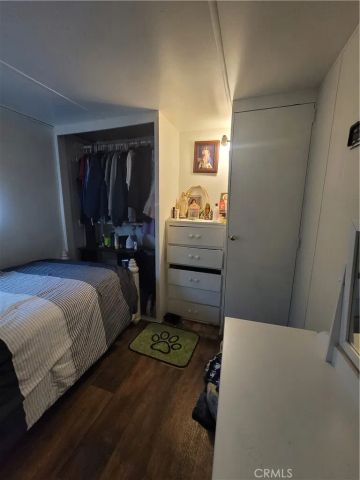 15325 Orange B-29, Paramount, CA 90723