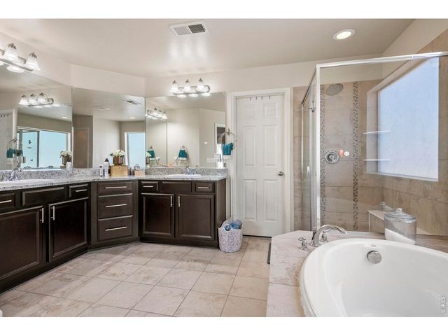 6770 Spring Rain Rd, Timnath, CO 80547