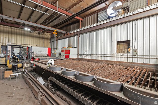 1926 S PIONEER RD, Salt Lake City, UT 84104