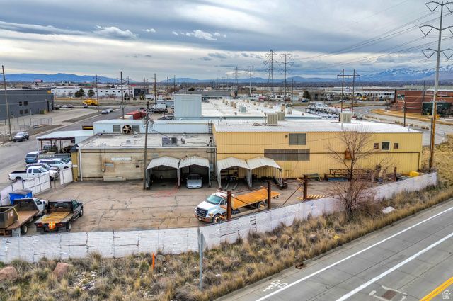 1926 S PIONEER RD, Salt Lake City, UT 84104