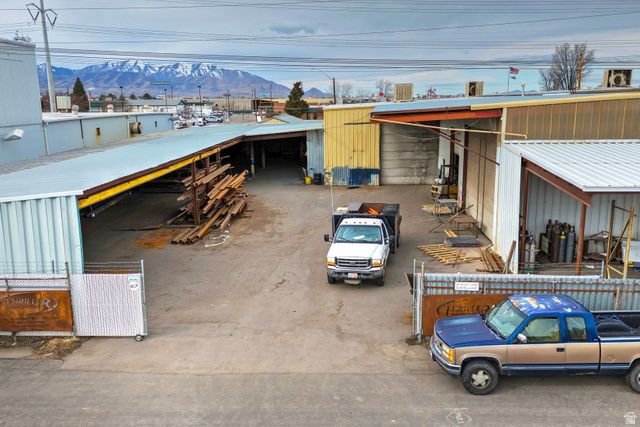 1926 S PIONEER RD, Salt Lake City, UT 84104