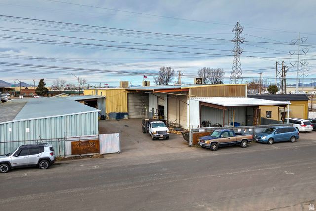 1926 S PIONEER RD, Salt Lake City, UT 84104