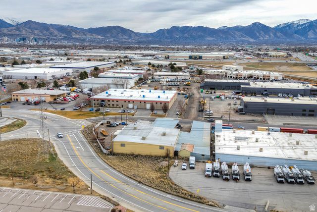 1926 S PIONEER RD, Salt Lake City, UT 84104