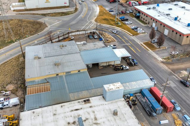 1926 S PIONEER RD, Salt Lake City, UT 84104