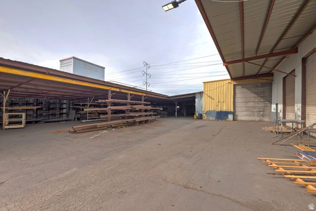 1926 S PIONEER RD, Salt Lake City, UT 84104