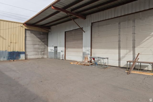 1926 S PIONEER RD, Salt Lake City, UT 84104