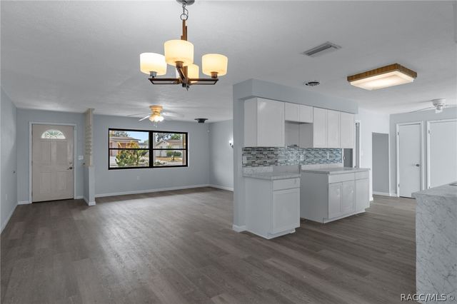 34 S Tyler Street, Beverly Hills, FL 34465