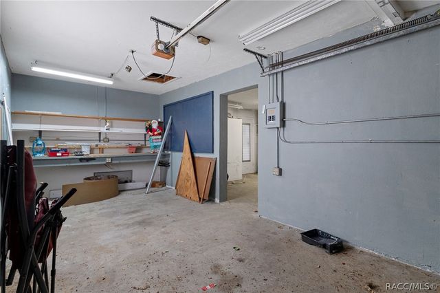 34 S Tyler Street, Beverly Hills, FL 34465