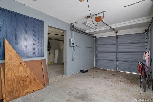 34 S Tyler Street, Beverly Hills, FL 34465