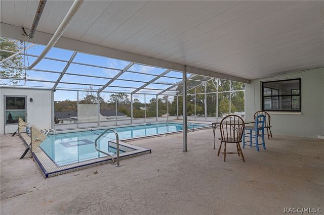 34 S Tyler Street, Beverly Hills, FL 34465