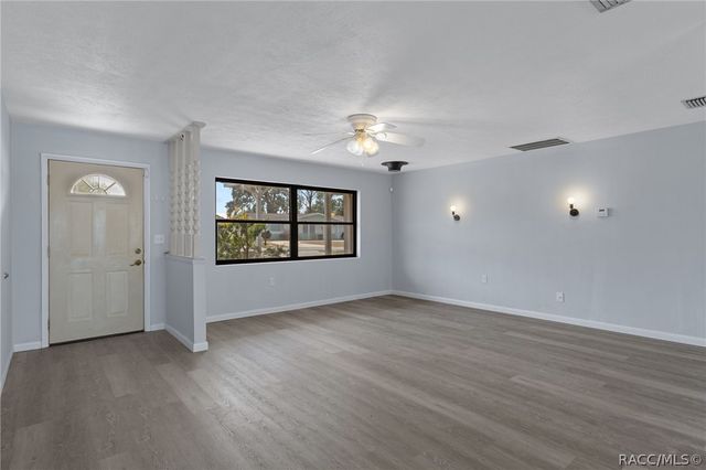 34 S Tyler Street, Beverly Hills, FL 34465