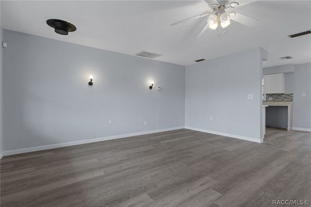 34 S Tyler Street, Beverly Hills, FL 34465