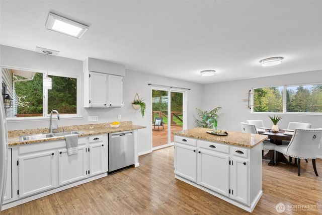 450 NE Riverhill Drive, Belfair, WA 98528