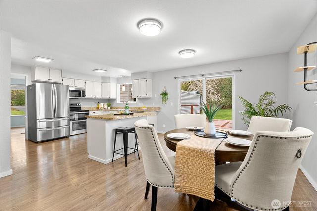 450 NE Riverhill Drive, Belfair, WA 98528