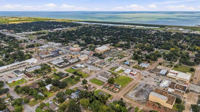 0 6th Avenue N, Texas City, TX 77590