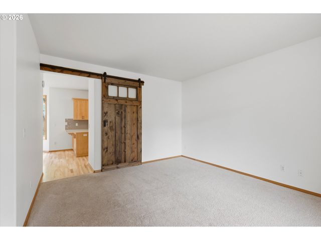 18211 Ne 33RD Cir, Vancouver, WA 98682