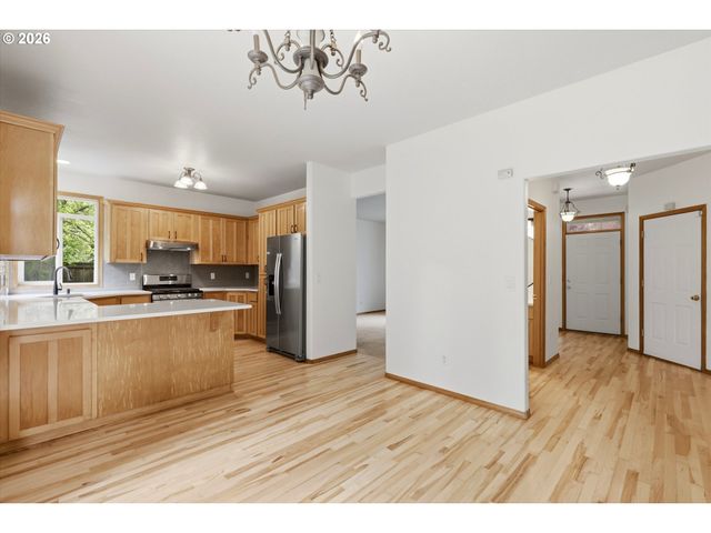 18211 Ne 33RD Cir, Vancouver, WA 98682