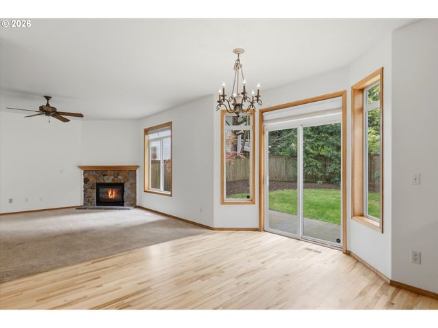 18211 Ne 33RD Cir, Vancouver, WA 98682