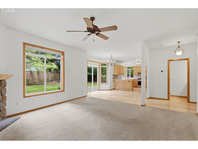 18211 Ne 33RD Cir, Vancouver, WA 98682