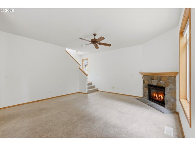 18211 Ne 33RD Cir, Vancouver, WA 98682