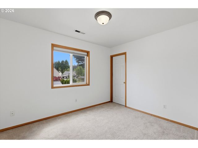 18211 Ne 33RD Cir, Vancouver, WA 98682