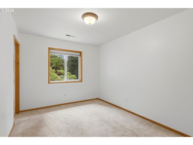 18211 Ne 33RD Cir, Vancouver, WA 98682