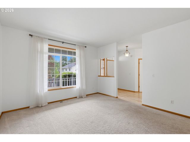 18211 Ne 33RD Cir, Vancouver, WA 98682