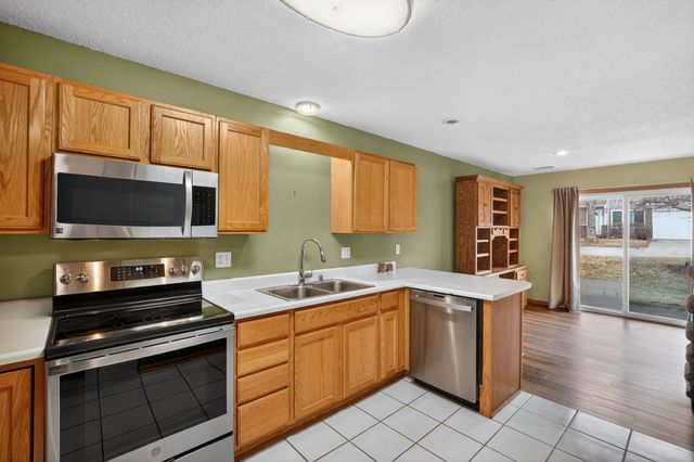 7425 Wistful Vista Drive 204, West Des Moines, IA 50266