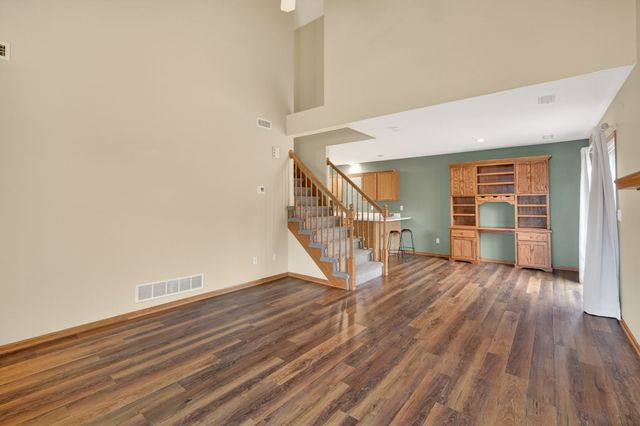 7425 Wistful Vista Drive 204, West Des Moines, IA 50266