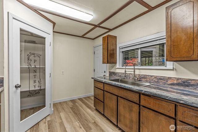 741 5th Avenue SW, Castle Rock, WA 98611