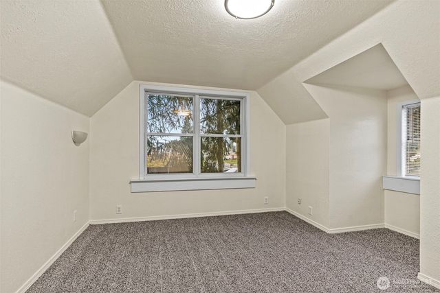 741 5th Avenue SW, Castle Rock, WA 98611