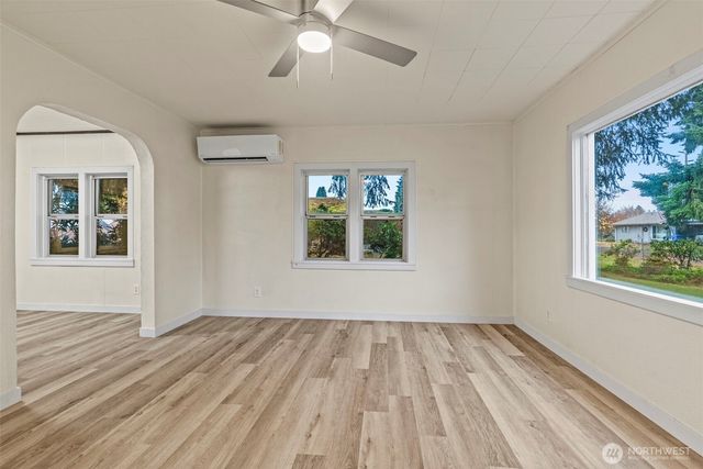 741 5th Avenue SW, Castle Rock, WA 98611