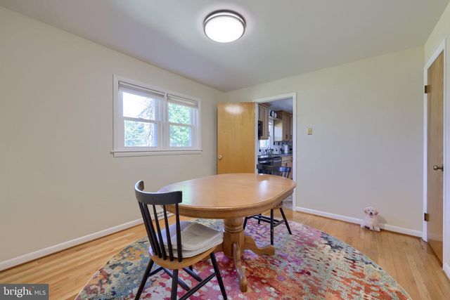 2401 SENECA DR, York, PA 17408
