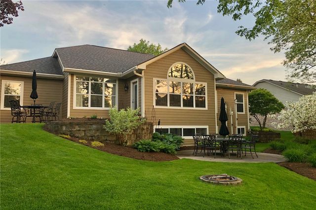 441 Maple Springs Drive, Dayton, OH 45458