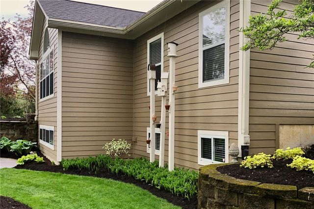 441 Maple Springs Drive, Dayton, OH 45458