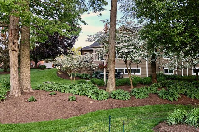 441 Maple Springs Drive, Dayton, OH 45458