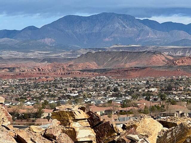 2961 E BEARTRAP CANYON DR, Washington, UT 84780