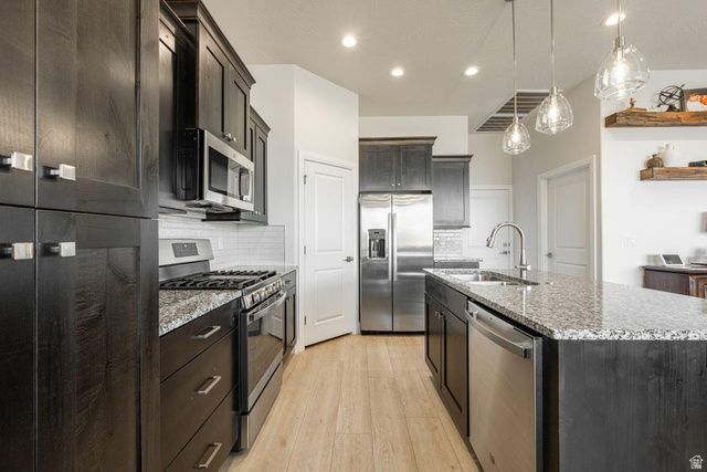 2961 E BEARTRAP CANYON DR, Washington, UT 84780