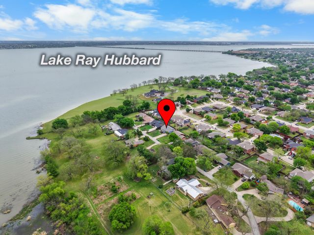 525 Pecan Lane, Rowlett, TX 75089