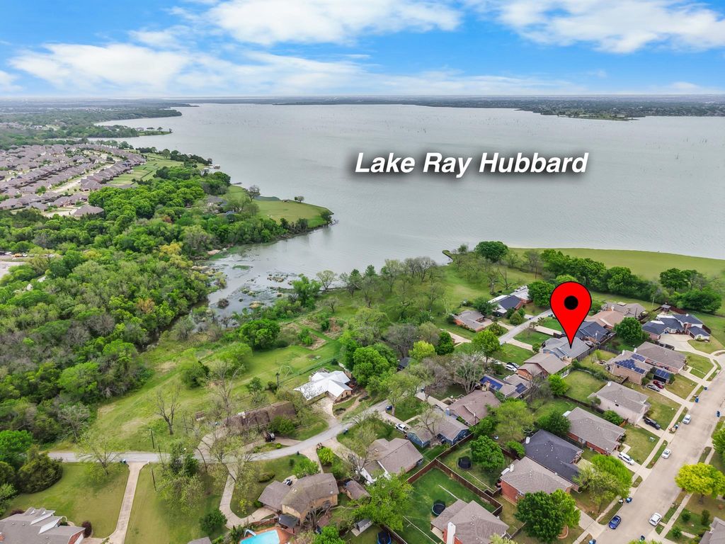 525 Pecan Lane, Rowlett, TX 75089