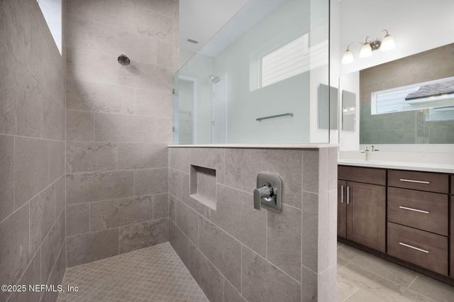 375 SEAMARK Drive, Ponte Vedra, FL 32081