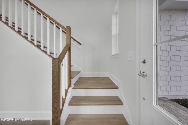 375 SEAMARK Drive, Ponte Vedra, FL 32081