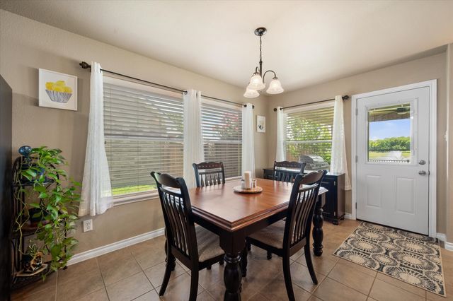 2739 Ferdinand, Grand Prairie, TX 75054