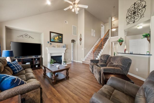 2739 Ferdinand, Grand Prairie, TX 75054