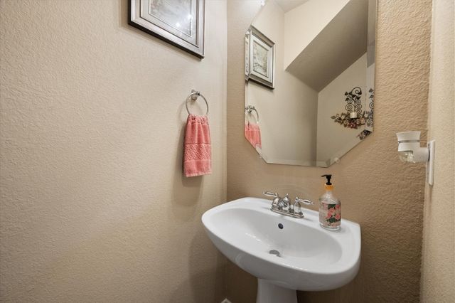 2739 Ferdinand, Grand Prairie, TX 75054