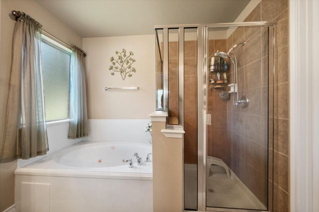 2739 Ferdinand, Grand Prairie, TX 75054