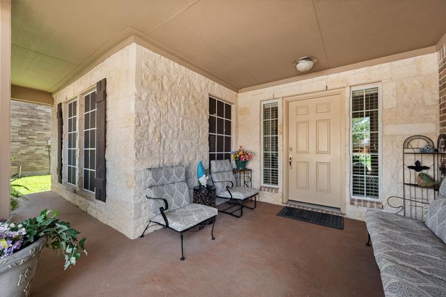 2739 Ferdinand, Grand Prairie, TX 75054